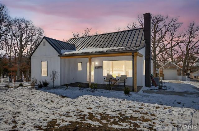 26320 Dry Fork Road, Warrenton, MO 63383