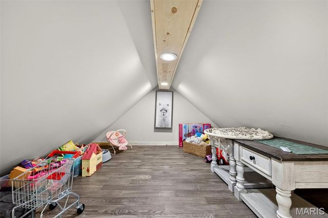 26320 Dry Fork Road, Warrenton, MO 63383