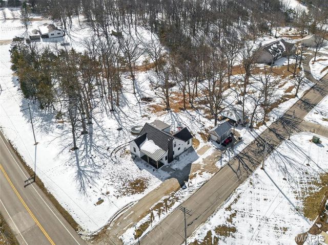 26320 Dry Fork Road, Warrenton, MO 63383