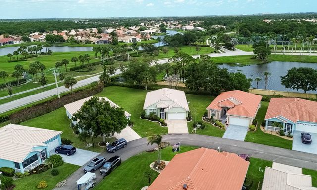 880 NW Sarria Court, Port St. Lucie, Port St Lucie, FL 34986