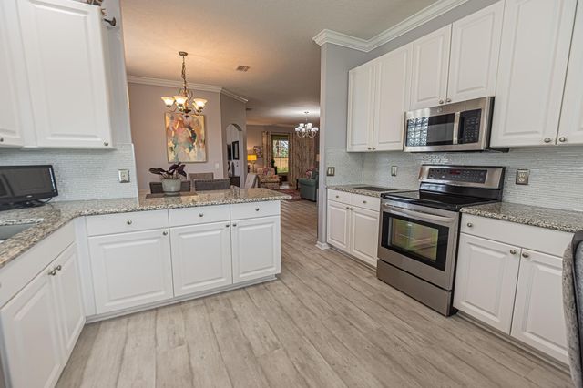 880 NW Sarria Court, Port St. Lucie, Port St Lucie, FL 34986
