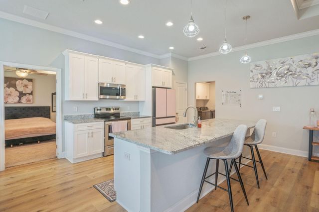 899 Al Hammett Road, Mary Esther, FL 32569