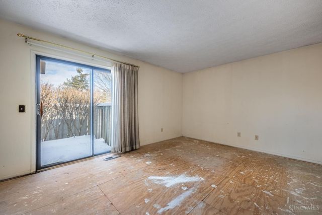 8073 Timbertree Way, West Chester, OH 45069