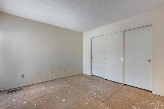 8073 Timbertree Way, West Chester, OH 45069