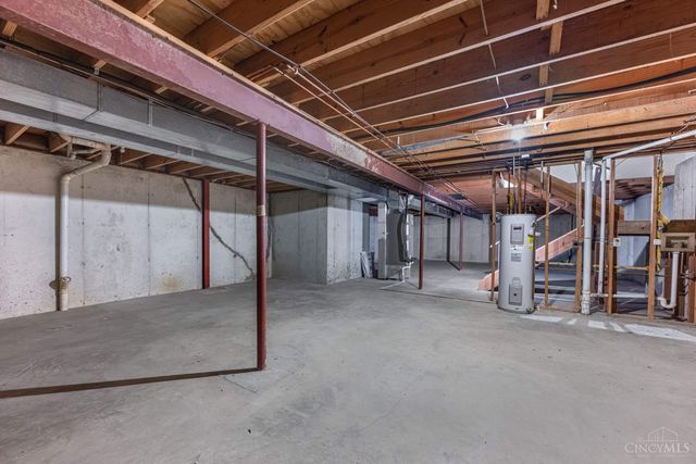 8073 Timbertree Way, West Chester, OH 45069