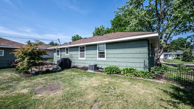 8507 Hadley Avenue S, Cottage Grove, MN 55016