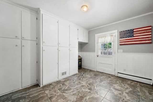 49 Eaton Ave, Woburn, MA 01801