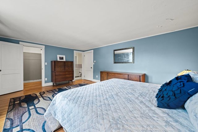 49 Eaton Ave, Woburn, MA 01801