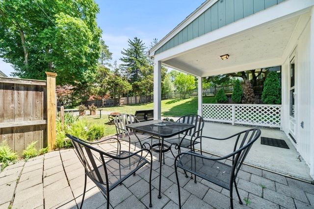 49 Eaton Ave, Woburn, MA 01801