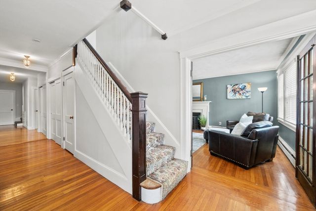 49 Eaton Ave, Woburn, MA 01801