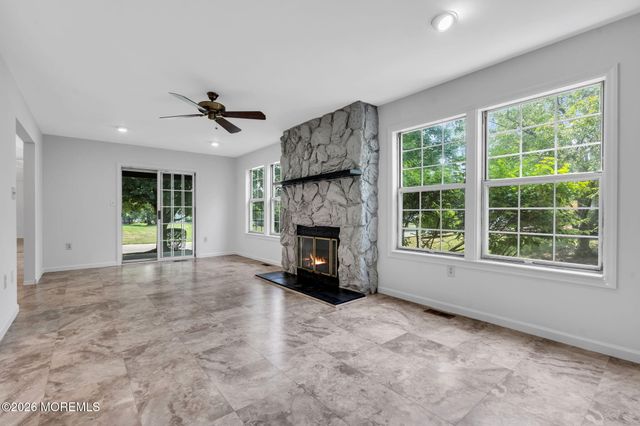 6 Rutherford Hayes Drive, Monroe, NJ 08831