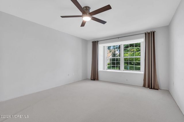 6 Rutherford Hayes Drive, Monroe, NJ 08831