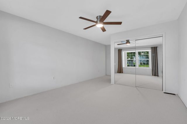 6 Rutherford Hayes Drive, Monroe, NJ 08831