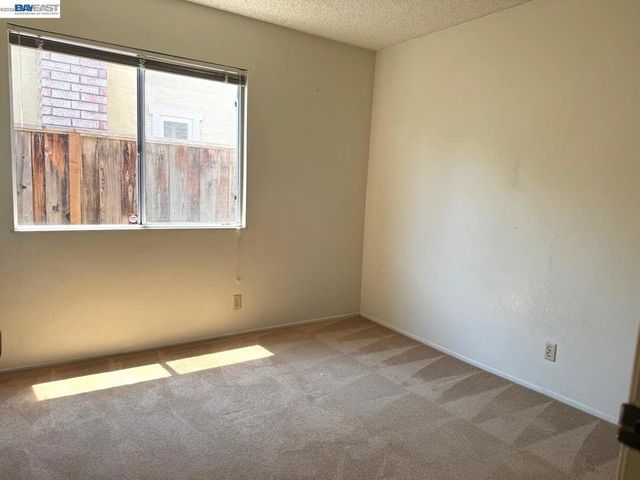 33457 Caliban Dr, Fremont, CA 94555