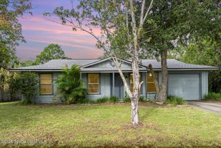 1026 Cloverleaf Avenue SE, Palm Bay, FL 32909