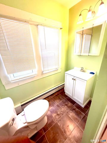 22 Eastwood Avenue, Waterbury, CT 06705