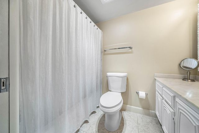 2360 SW 22nd Avenue 402, Delray Beach, FL 33445