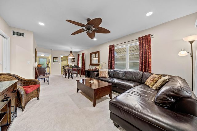 2360 SW 22nd Avenue 402, Delray Beach, FL 33445