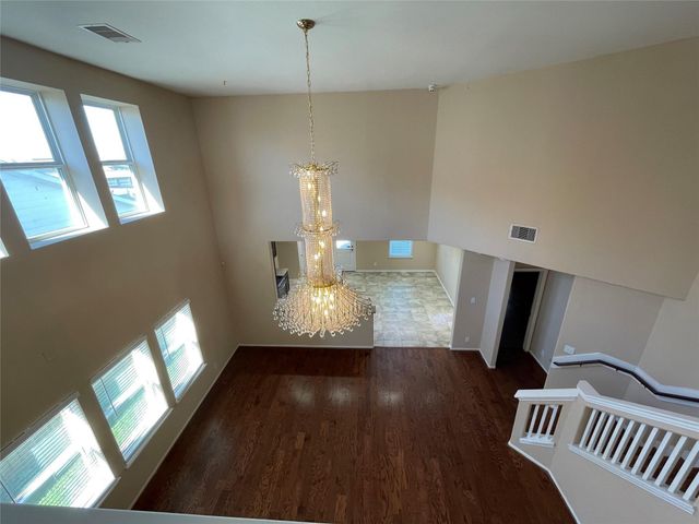 4819 Seaside Sparrow Lane, Baytown, TX 77521