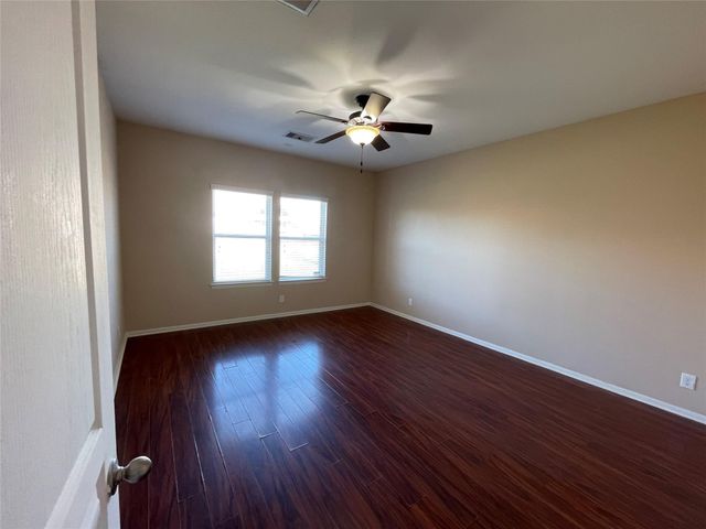 4819 Seaside Sparrow Lane, Baytown, TX 77521