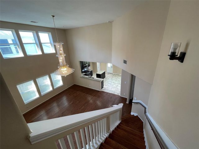 4819 Seaside Sparrow Lane, Baytown, TX 77521