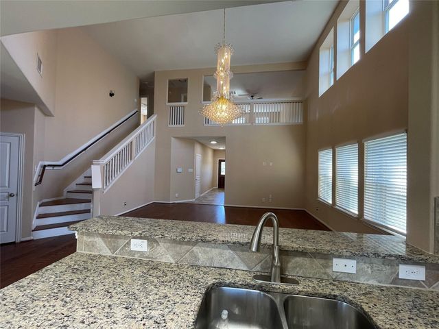 4819 Seaside Sparrow Lane, Baytown, TX 77521