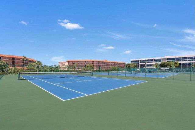 2697 N Ocean Boulevard F-604, Boca Raton, FL 33431