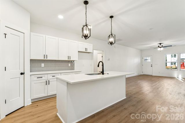 209B N Yadkin Avenue N, Spencer, NC 28159