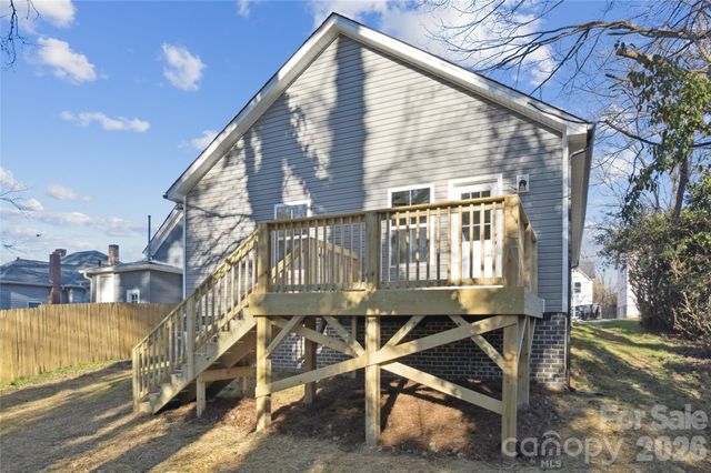 209B N Yadkin Avenue N, Spencer, NC 28159