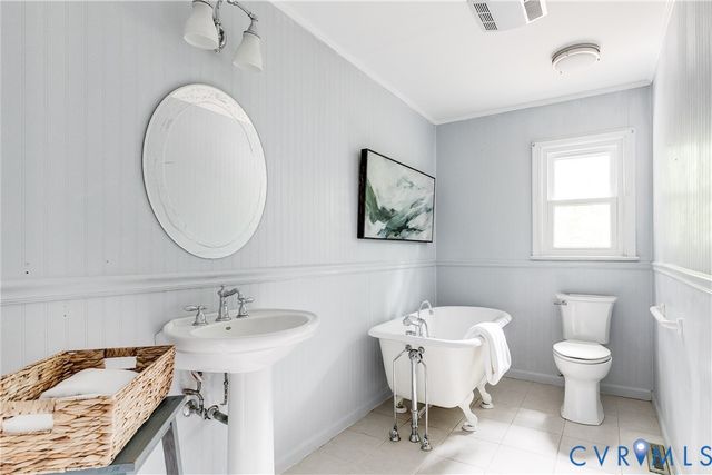 10316 Oakton Rd, Chesterfield, VA 23838