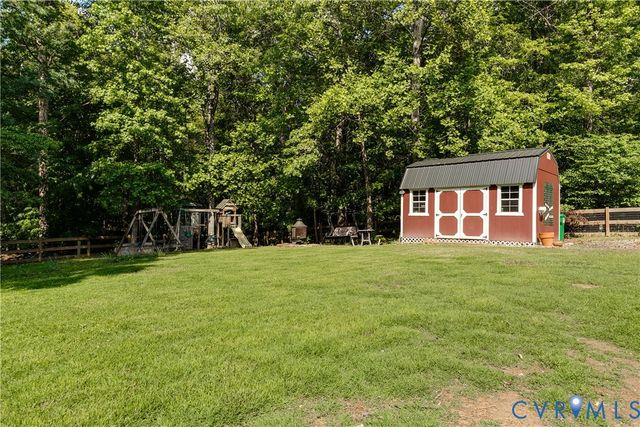 10316 Oakton Rd, Chesterfield, VA 23838