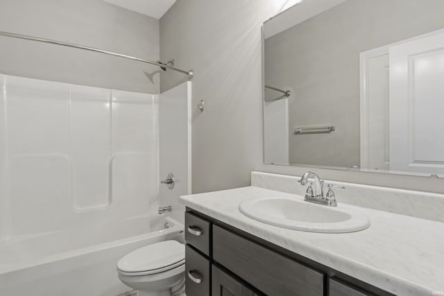 13513 Slate Ridge Court, Fort Wayne, IN 46814