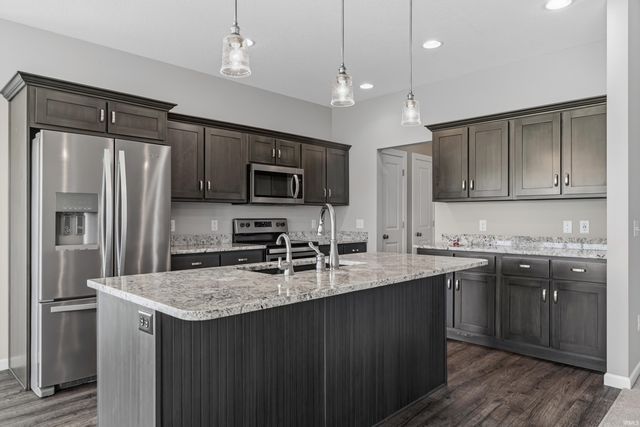 13513 Slate Ridge Court, Fort Wayne, IN 46814