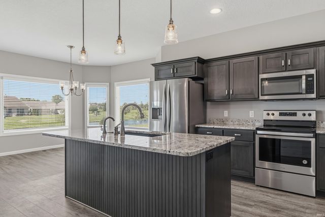 13513 Slate Ridge Court, Fort Wayne, IN 46814