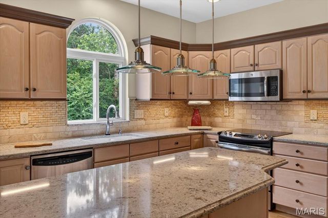 7342 Timberpoint Court, Fairview Heights, IL 62208