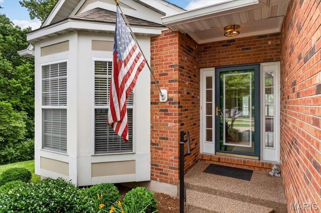 7342 Timberpoint Court, Fairview Heights, IL 62208