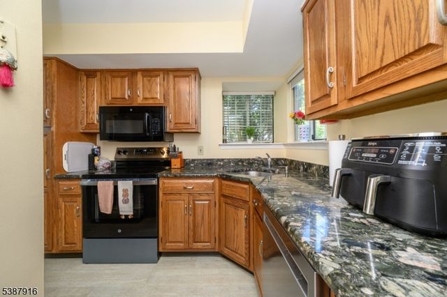 79 Sage Court, Bedminster Twp., NJ 07921