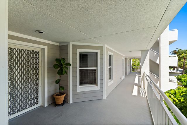 164 NE Edgewater Drive 2103, Stuart, FL 34996