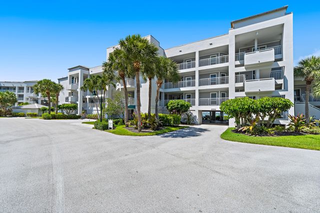 164 NE Edgewater Drive 2103, Stuart, FL 34996