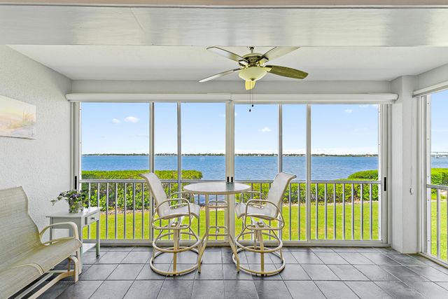 164 NE Edgewater Drive 2103, Stuart, FL 34996