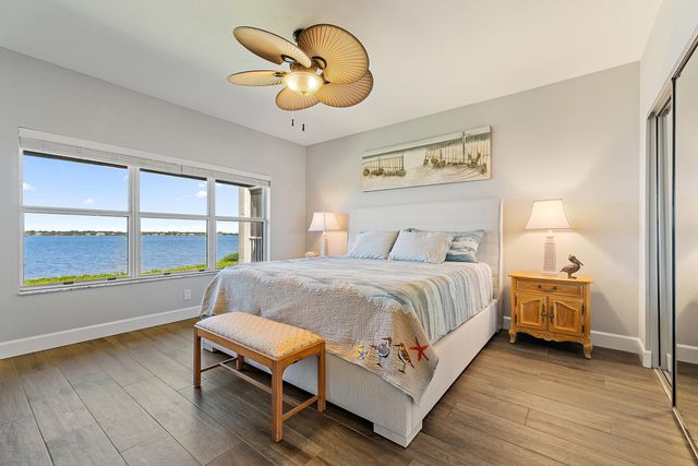 164 NE Edgewater Drive 2103, Stuart, FL 34996