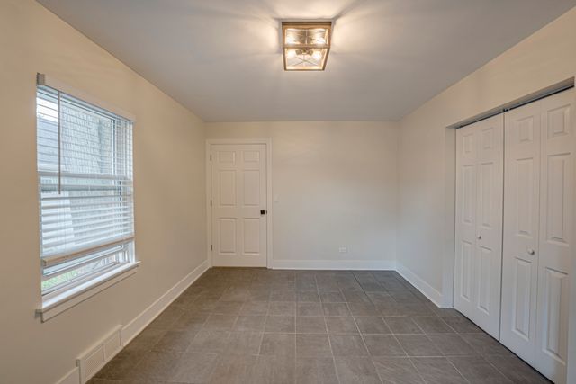 219 Spring Avenue, Naperville, IL 60540