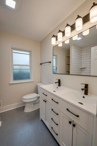 219 Spring Avenue, Naperville, IL 60540