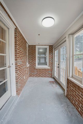 219 Spring Avenue, Naperville, IL 60540