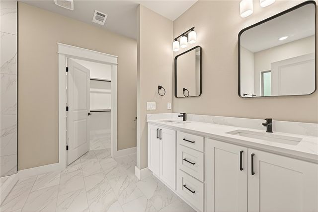 3 Newent Lane, Bella Vista, AR 72714
