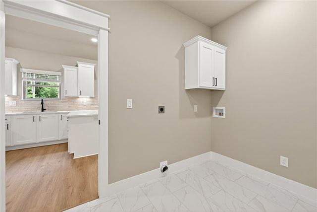 3 Newent Lane, Bella Vista, AR 72714