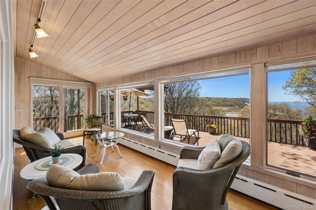3 Summit Drive, Baiting Hollow, NY 11933