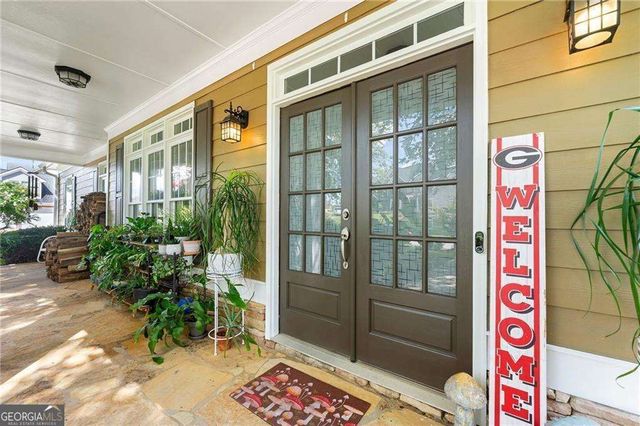 530 Bay Grove Road, Loganville, GA 30052