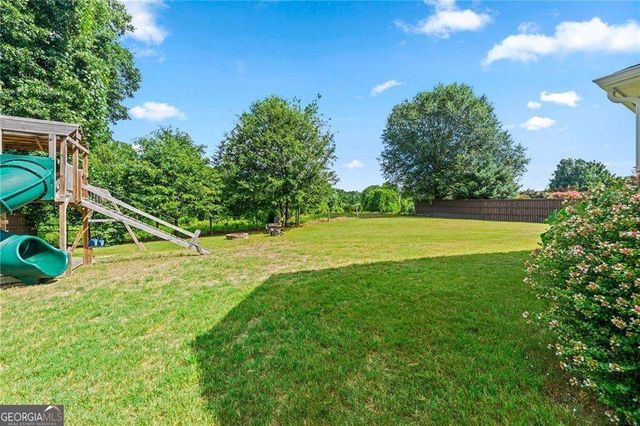 530 Bay Grove Road, Loganville, GA 30052