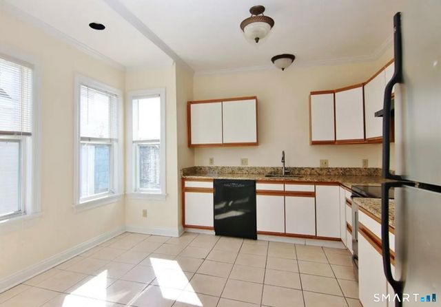 16 Haviland Street B, Norwalk, CT 06854